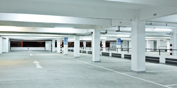 Comprar / Vender Pisos y Plantas Bajas en Alcover · con Garaje / Parking