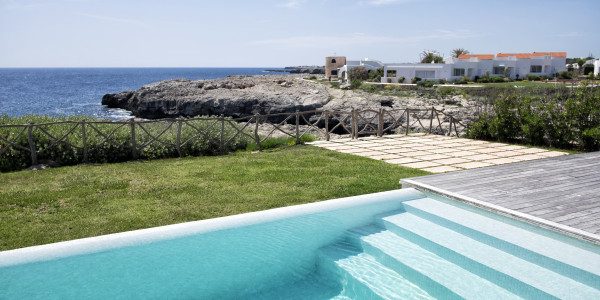 Compraventa de Inmuebles en el Molar · Casas de Playa